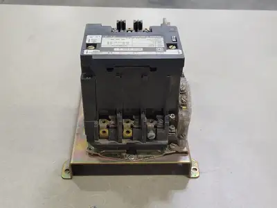 USED SQUARE D 8736SDO1V02S