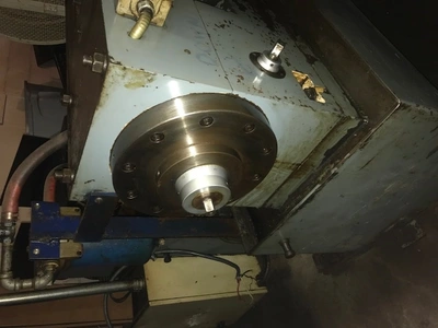 1983 IZPE V-2E 2 Die Cylindrical Threader | Barbarotto Int'l Sales Corp (2)
