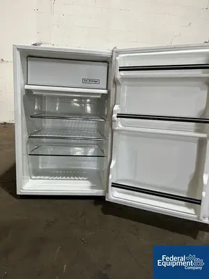Used Harris Manufacturing Co. Harris Manufacturing XP Refrigerator, Model XLR45A14 Lab Refrigerators Ohio US | Federal Equipment Company #1339985
