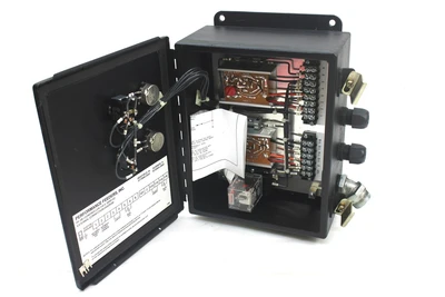 Performance Feeders PF 2RI Vibratory Feeder Controller