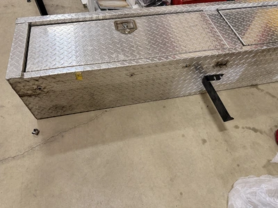 Used TRUCK TOOL BOX _UNKNOWN_ Tool Box Michigan US | Miedema Asset Management Group #1390065
