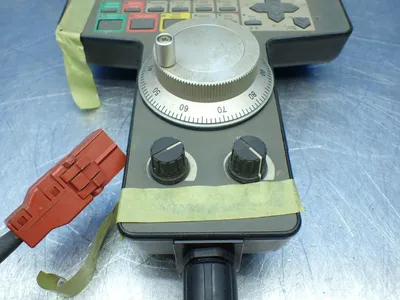 Used CINCINNATI MILACRON 34242198A Automation Control (HMI) Ohio US | HGR 24 #754588