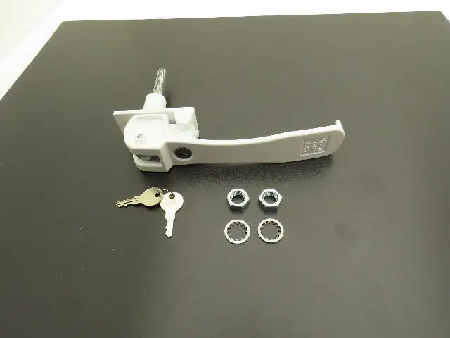 Southco 62-99-1067-02-LS03 Lift & Turn Locking RV Marine Latch 8" Handle White