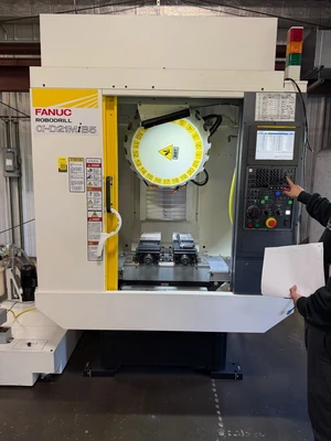 2022 FANUC ROBODRILL A D21MIB5 Vertical Machining Centers | Toolquip, Inc. (7)