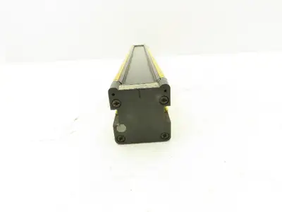 Allen Bradley 440L-R4D0450-N Light Curtain Receiver Guardmaster POC-30