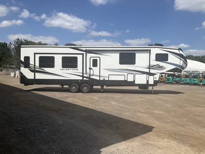 Used 2021 MILESTONE 377MB Campers, Caravans, Motorhomes Michigan US | Miedema Asset Management Group #1335040