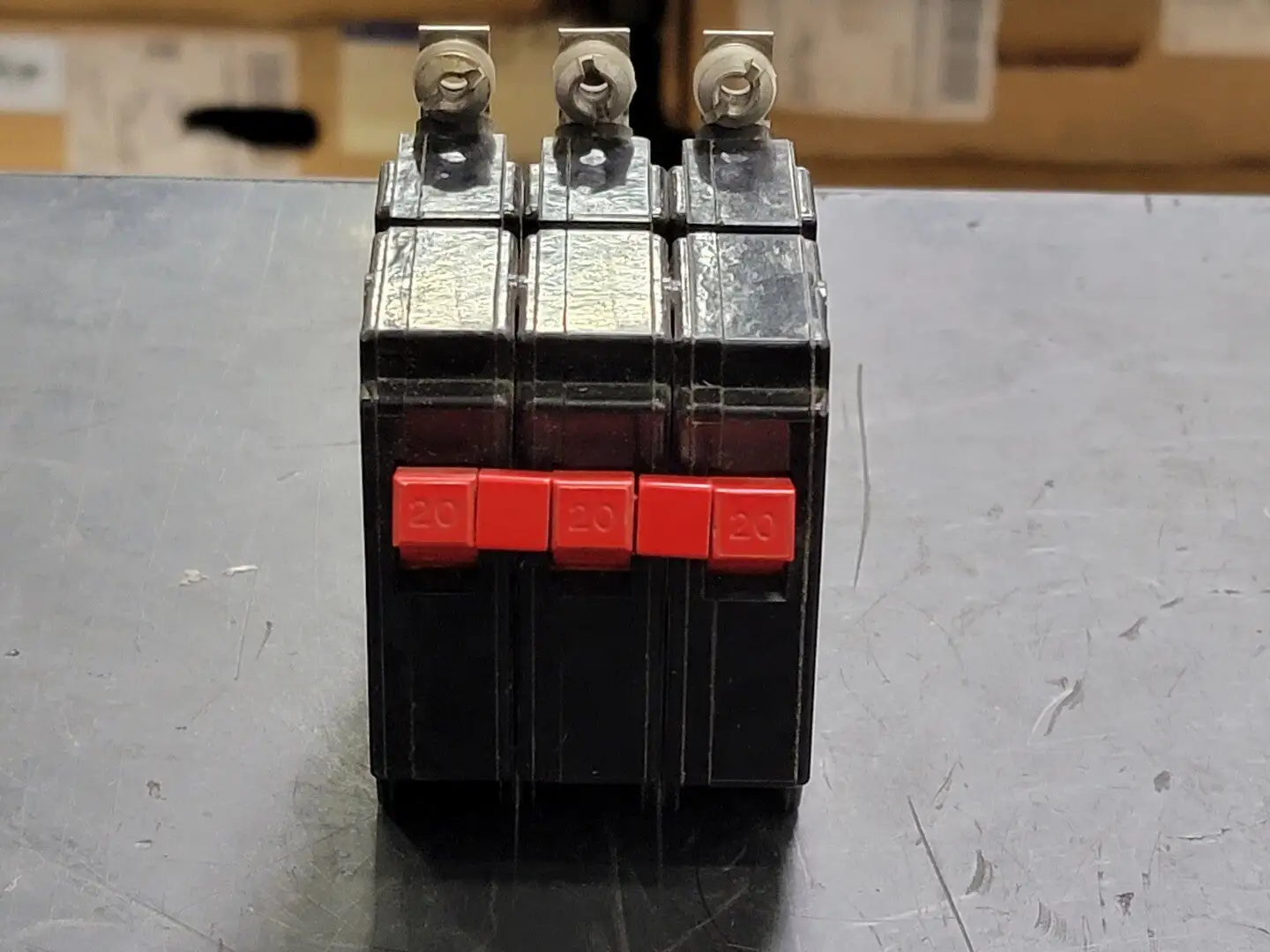 USED CUTLER-HAMMER CHB320
