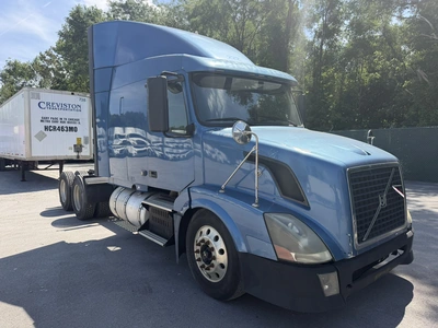 Used 2010 VOLVO VNL Conventional trucks Indiana US | Miedema Asset Management Group #1414542