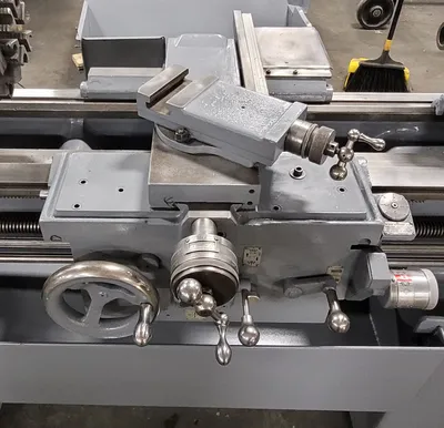 LEBLOND MAKINO Regal 11C Lathes, Toolroom | Machinery Central (13)