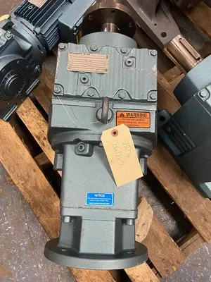 New | in-Stock SEW-EURODRIVE R87AM256 Speed Reducers | Surplus Asset Holdings #1205465
