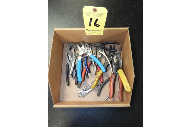 Used _UNKNOWN_ _UNKNOWN_ Pliers Ohio US | Thompson Auctioneers #1515910