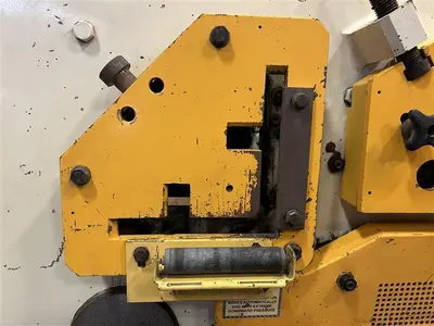 2006 GEKA HYDRACROP 165/SD Ironworkers | Bud's Equipment Sales (8)