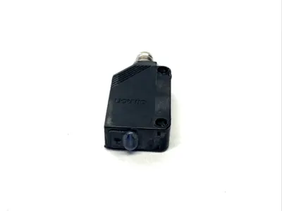 Used Omron E3Z-T87-L Photoelectric Sensors Michigan US | Maverick Industrial Sales #1395684