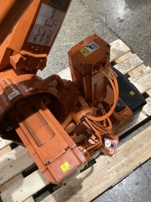 USED 2015 ABB IRB 2600 M2004