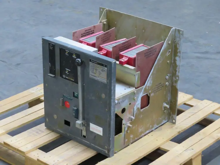 Used WESTINGHOUSE DS-206 Circuit Breakers Texas US | Aucto #1307323