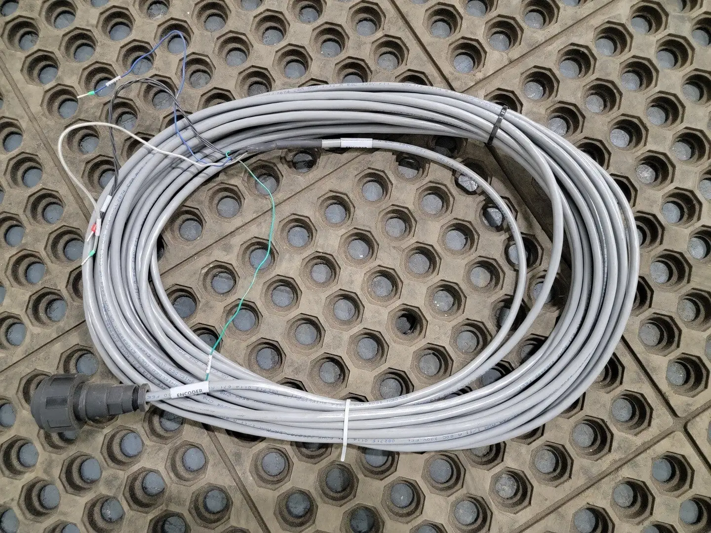 Used BELDEN 9504 CMG Cable & Wire British Columbia CA | Lenmark #251419