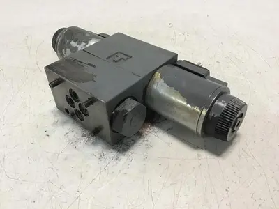 USED VICKERS DG4V3S6CMUHL760EN490