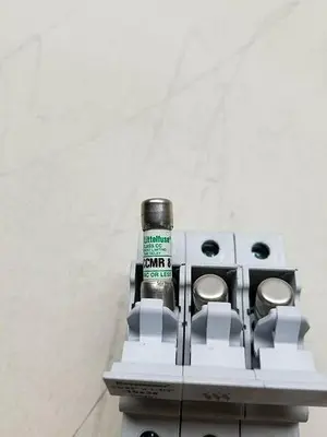 Used BUSSMANN CHM3D Fuse Accessories Michigan US | ND Industrial Surplus #1208468