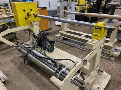 52" SHAFTED UNWIND STAND