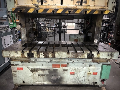 USED 1987 AIDA PRESSES AIDA NC2-250(2) PRESS