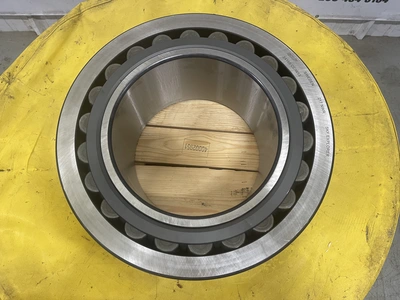 NEW SKF /CAT. NO: 24160 CC/W33