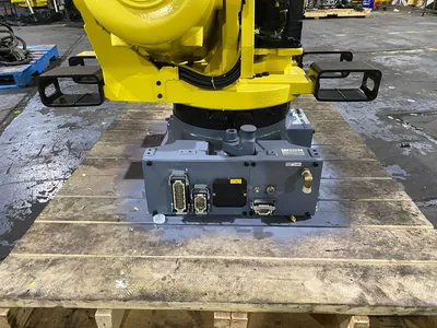 USED FANUC R-2000iC/210F + R-30iB