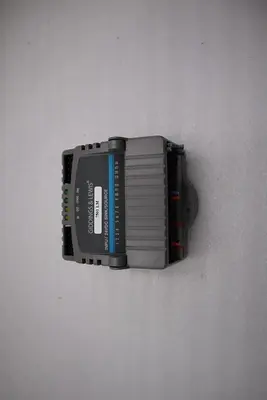 Giddings & Lewis M.1300.7372 R1 Input Module 24VDC SINK/SOURCE STOCK 5168A