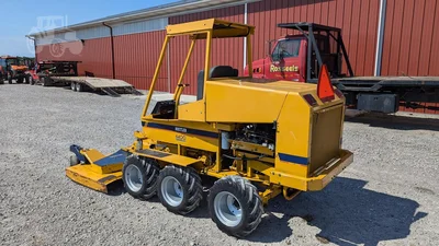 USED HUSTLER 6400 HILLSIDER