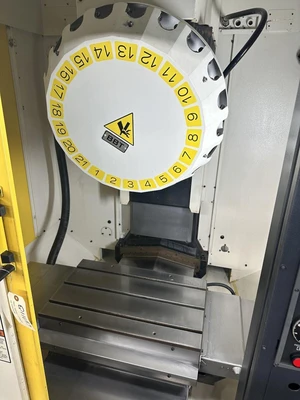 2017 FANUC ROBODRILL ALPHA D21MIB5 Vertical Machining Centers | Toolquip, Inc. (4)