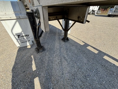 Used 2008 WALKER MILK TANKER TRAILER Liquid Supply Trailers Michigan US | Miedema Asset Management Group #1709536