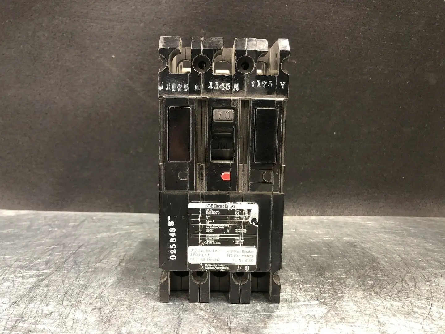 Used ITE E43B070 Switchgears British Columbia CA | Lenmark #244046