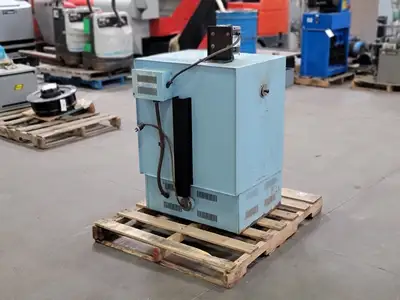 USED BLUE M OV-560A-2