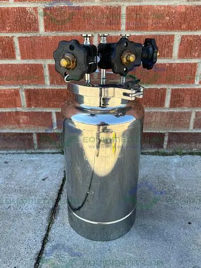 Used EAGLE STAINLESS BTB21 10 LITER STAINLESS STEEL BOTTLE W/ 3 ITT VALVES Reactors | Equipment Lab #486515