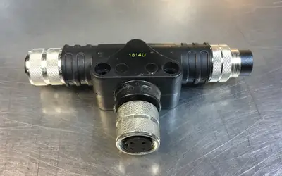 Turck BSM/2BKM 44 / U2-12622 Connector Tee 3E-17
