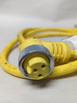 New | in-Stock MENCOM MIN-3FPX-6-R Cable & Wire | Surplus Asset Holdings #1227313