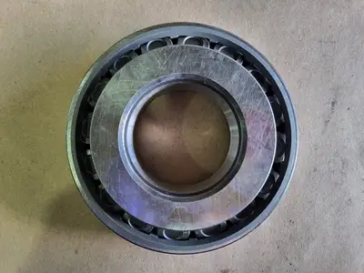NEW SKF 31310 J2/QCL7A
