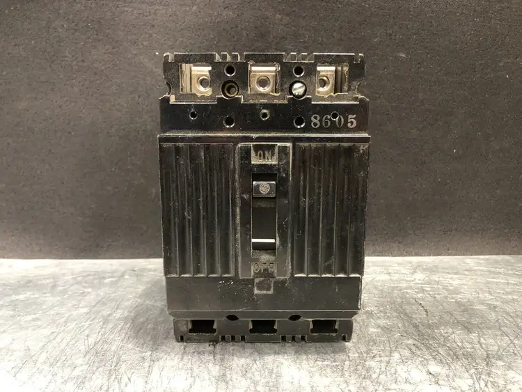 Used GENERAL ELECTRIC LL4090 Switchgears British Columbia CA | Lenmark #244006