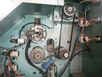 2007 GAMMA 705 Presse à découper hydraulique | Perry Equipment (19)