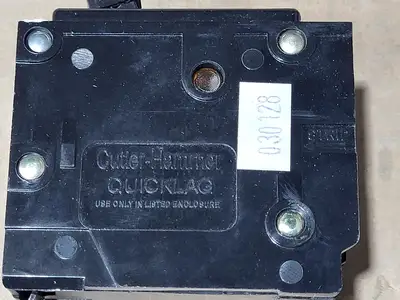 Used CUTLER-HAMMER BA2100 Switchgears British Columbia CA | Lenmark #1438459