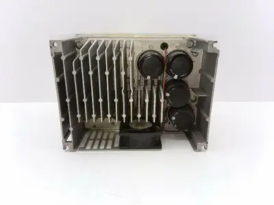 Mitsubishi FR-A044-2.2K-UL Inverter Drive 380-460VAC 9.9A 3HP 3 Phase