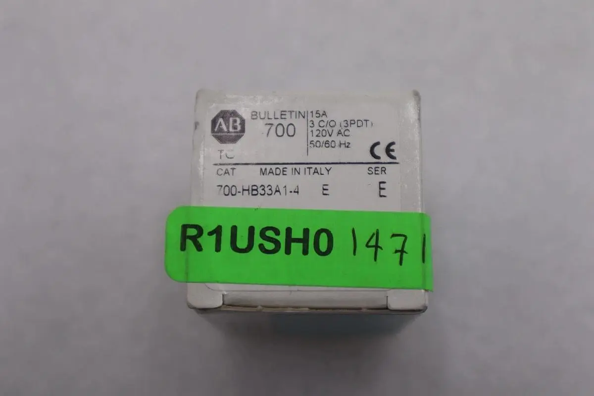 AB ALLEN BRADLEY 700-HB33A1-4 Series E Relay 120 VAC NEW OPEN BOX STOCK K-3247
