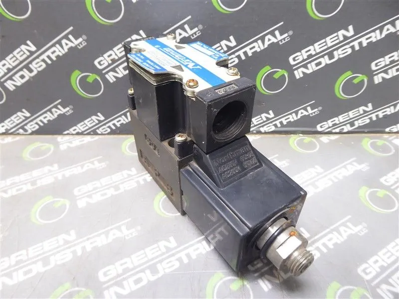 Northman SWH-G02-B21S-A220-10-LS Solenoid Directional Valve Used