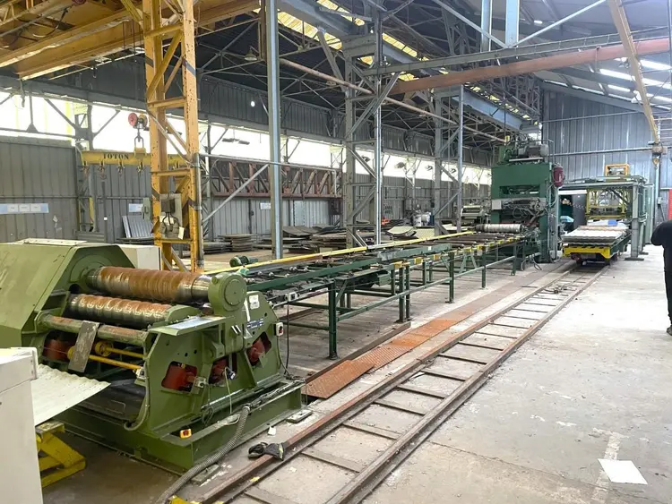Used PINCHART DENY PUNCHING PRESS + LISSE CBC 1250 X 8 MM Uncoilers | Apt International N.V #373369