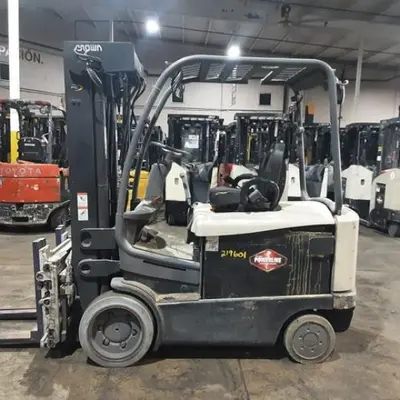 USED 2019 CROWN FC5245-50