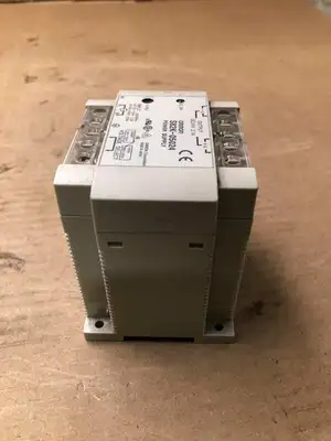 Omron S82K-05024 Switching Mode Power Supply 24V 2.1A 100-120V 200-240V