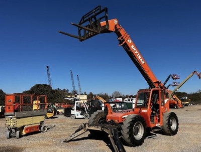 USED 2022 JLG 10054