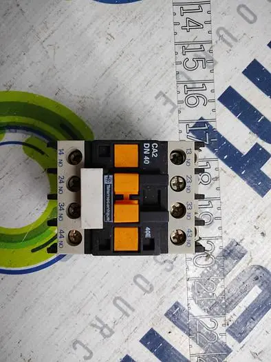 Used TELEMECANIQUE CA2 DN40 Motor Controllers | SMT Resource #488133