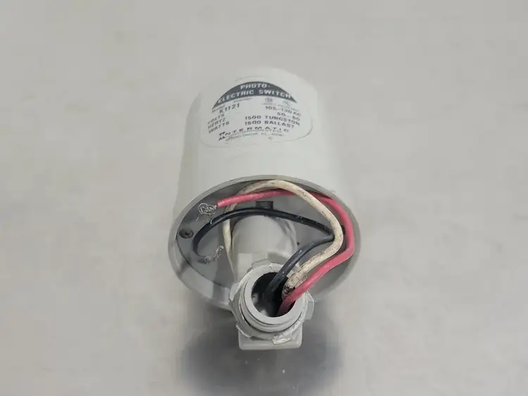 Used INTERMATIC K1121 Switchgears British Columbia CA | Lenmark #241282