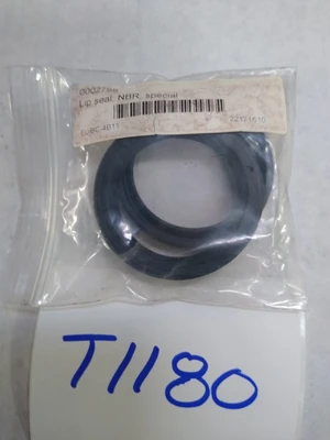 Skeleton Oil Seal Ring Rotary Shaft Sealing NBR Double Lip Seal ID 180/185mm