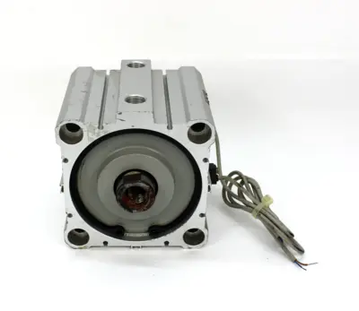 USED SMC CDQ2B100-50D-A7